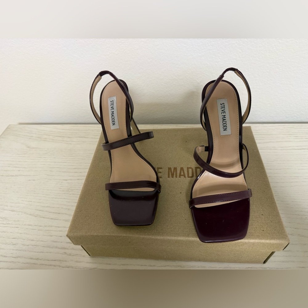 Steve Madden Grade Burgundy 7.5